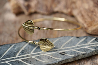 Boho Brass Arm Bracelet, Leaf Upper Arm Cuff, Adjustable Armlet, Festival Jewellery, Goddess Style Arm Band, Bohemian Jewellery Gift