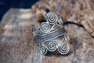 Boho Silver Cuff Bracelet – Adjustable Spiral Arm Cuff – Goddess Statement Bracelet – Tribal Bohemian Jewellery – Festival Wrist Cuff