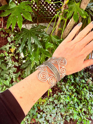Boho Silver Cuff Bracelet – Adjustable Spiral Arm Cuff – Goddess Statement Bracelet – Tribal Bohemian Jewellery – Festival Wrist Cuff