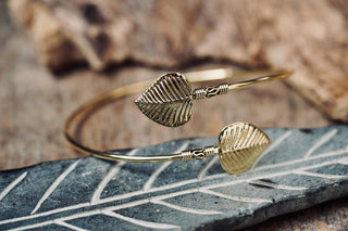 Boho Brass Arm Bracelet, Leaf Upper Arm Cuff, Adjustable Armlet, Festival Jewellery, Goddess Style Arm Band, Bohemian Jewellery Gift