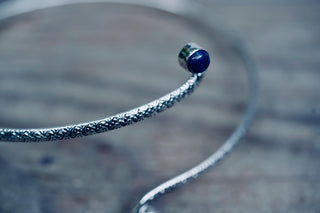 Silver Arm Cuff Bracelet Lapis Lazuli Stone – Textured Silver Upper Arm Bracelet, Boho Goddess Jewellery, Adjustable Statement Arm Band