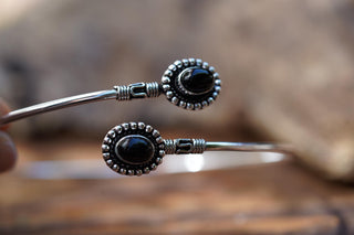 Silver Armlet - Black Onyx Cuff Bracelet – Textured Silver Upper Arm Bracelet, Boho Goddess Jewellery, Adjustable Statement Arm Band