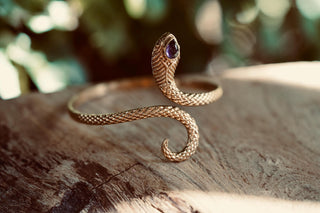 Snake Bracelet Amethyst Brass Bangle – Boho Cuff with Purple Gemstone – Adjustable Statement Jewellery Gift for Her
