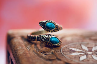 Turquoise Snake Ring, Two Snake Head Brass Ring, Wrap Around Snake Ring