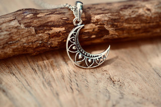 Crescent Moon Pendant Necklace Hypoallergenic Stainless Steel Chain 50cm, Boho Pendant Women