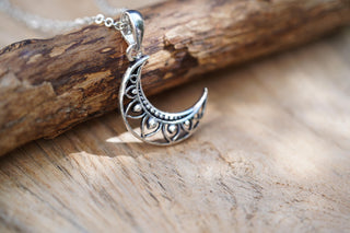Crescent Moon Pendant Necklace Hypoallergenic Stainless Steel Chain 50cm, Boho Pendant Women