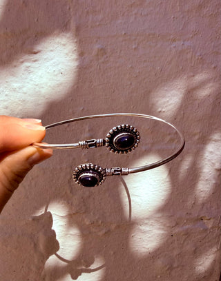 Silver Armlet - Black Onyx Cuff Bracelet – Textured Silver Upper Arm Bracelet, Boho Goddess Jewellery, Adjustable Statement Arm Band