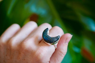 Chunky Moon Labradorite Silver Ring, Boho Ring, Spiritual Gift for Her