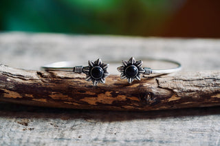 Silver Flower Bracelet with Black Onyx, Dainty Bangle for Women, Delicate Boho Bracelet