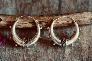 Chunky Silver Bali Hoop Earrings / Ethnic / Rustic / Bohemian / Gypsy / Spiral / Hippie / Chunky / Festival / style