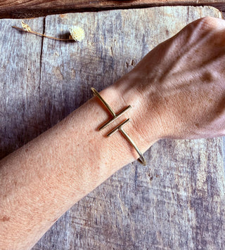Minimalist Brass Bangle Bracelet, Open Cuff Bracelet, Gold Tone Armlet, Modern Statement Jewellery, Boho Bracelet for Women