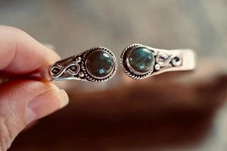 Labradorite Silver Cuff Bracelet, Spiritual Bracelet, Boho Silver Bangle, Statement Cuff, Feminine Jewellery, Gift for Her