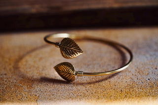 Leaf Bangle Bracelet, Brass Bangle, Botanical Bracelet, Boho Jewellery, Nature Inspired Bracelet, Statement Cuff, Gift for Her