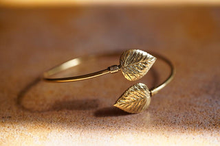 Leaf Bangle Bracelet, Brass Bangle, Botanical Bracelet, Boho Jewellery, Nature Inspired Bracelet, Statement Cuff, Gift for Her