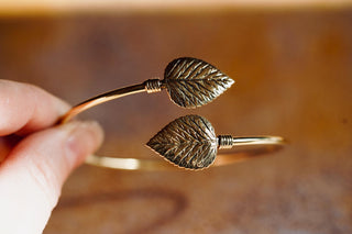 Leaf Bangle Bracelet, Brass Bangle, Botanical Bracelet, Boho Jewellery, Nature Inspired Bracelet, Statement Cuff, Gift for Her