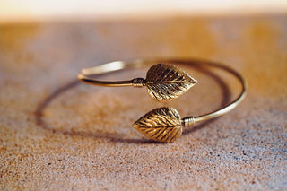 Leaf Bangle Bracelet, Brass Bangle, Botanical Bracelet, Boho Jewellery, Nature Inspired Bracelet, Statement Cuff, Gift for Her