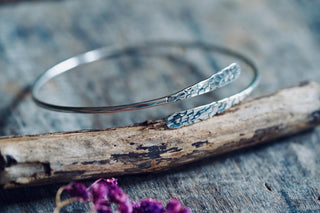 Hammered Silver Arm Bracelet / Boho / Tribal / Spiral / Bangle/ Ethnic / Rustic / Bohemian / Hippie / Body jewellery / Psy / Adjustable