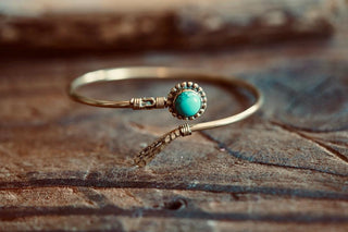 Turquoise Brass Bangle Bracelet – Boho Bracelet with Blue Gemstone – Adjustable Statement Jewellery Gift for Her