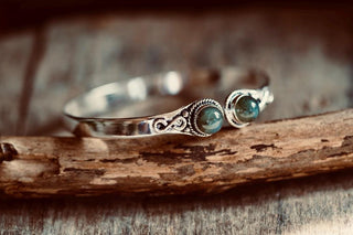 Labradorite Silver Cuff Bracelet, Spiritual Bracelet, Boho Silver Bangle, Statement Cuff, Feminine Jewellery, Gift for Her
