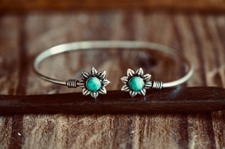 Turquoise Silver Bangle Bracelet – Boho Bracelet with Blue Gemstone – Adjustable Statement Jewellery Gift for Her