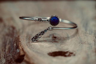 Lapis Lazuli Silver Bangle Bracelet – Boho Bracelet with Blue Gemstone – Adjustable Statement Jewellery Gift for Her