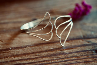 Angel Wing Silver Cuff Bracelet, Wing Bangle, Boho Statement Bracelet, Delicate Silver Bracelet, Alternative Jewellery,