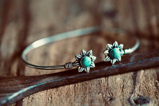 Turquoise Silver Bangle Bracelet – Boho Bracelet with Blue Gemstone – Adjustable Statement Jewellery Gift for Her
