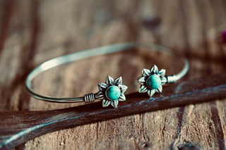 Turquoise Silver Bangle Bracelet – Boho Bracelet with Blue Gemstone – Adjustable Statement Jewellery Gift for Her
