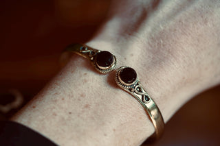 Black Onyx Brass Bracelet, Birthstone Bracelet, Spiritual Bracelet, Boho Brass Bangle, Statement Cuff, Feminine Jewellery, Gift for Her