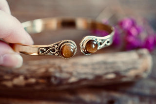 Tiger Eye Brass Bracelet, Birthstone Bracelet, Spiritual Bracelet, Boho Brass Bangle, Statement Cuff, Feminine Jewellery, Gift for Her