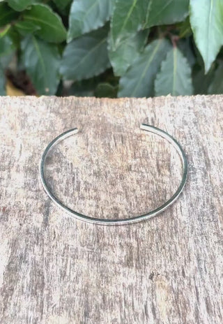 Minimalist Simple Brass Bangle, Elegant Gold Bangle for Her, Stacking Bracelets