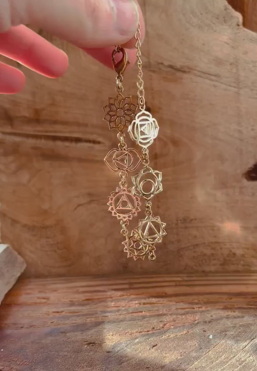 Gold Seven 7 Chakras Bracelet Brass Chain / Yoga / Reiki / Boho / Hippie / Rustic / Ethnic / Crystals / Third Eye / Illuminati
