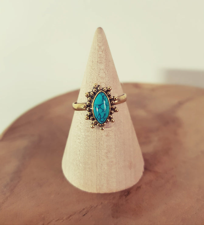 Boho Flower Turquoise Brass Ring / Pretty / Ethnic / Rustic / Festival / Tribal / Blue / Hippie / Gypsy / Psy / Stone / Healing