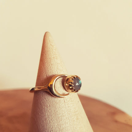 Galaxy Sun & Moon Brass Ring / Labradorite / Zodiac / Purple / Boho / Ethnic / Rustic / Quartz / Tribal / Gypsy / Heaing / Festival 
