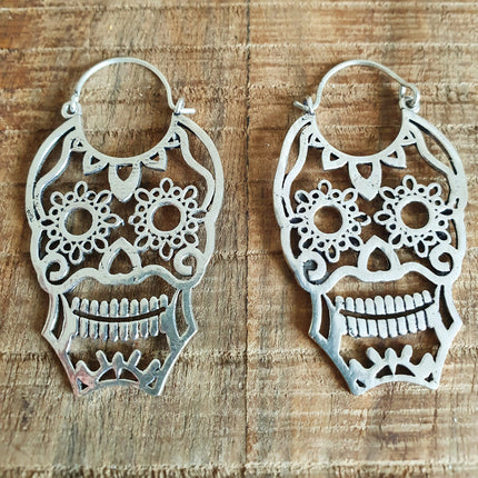 Boucles d'oreilles Tête de mort Mexicaine; Argent, Sugar Skull, Ethnique Boho Rustique Chic Gypsy Spiral Hippie Tribal Bohemian style