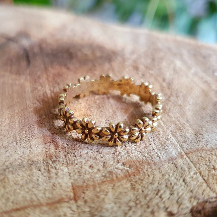 Golden Daisy Chain Brass Ring / Flower Ring / Boho / Ethnic / Rustic / Festival / Tribal / Hippie / Gypsy / Psy / Thumb / Psy