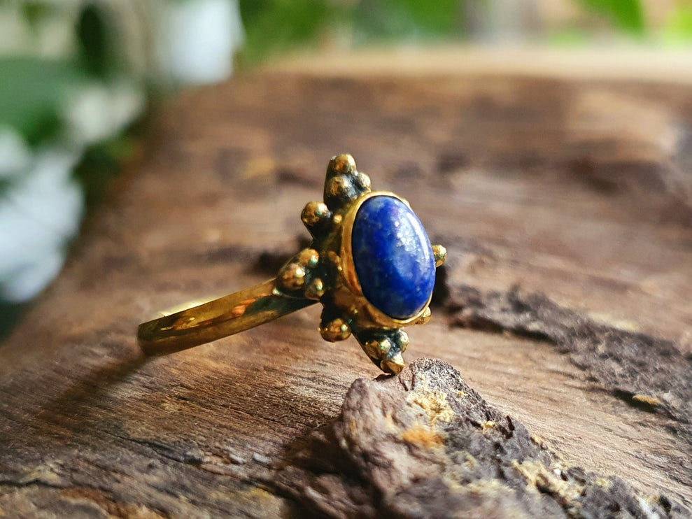 Ethnic style Brass & Lapis Lazuli Ring / Moon / Boho / Bohemian / Psy / Rustic / Tribal / Gypsy / Festival / Healing / Festival 