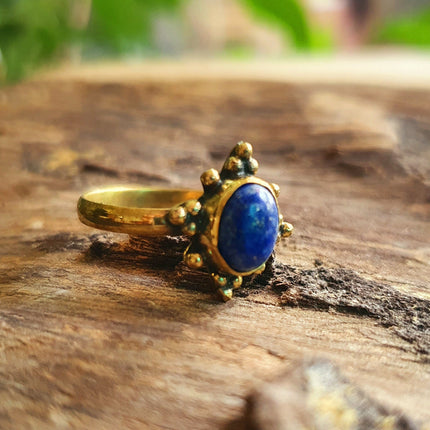 Ethnic style Brass & Lapis Lazuli Ring / Moon / Boho / Bohemian / Psy / Rustic / Tribal / Gypsy / Festival / Healing / Festival 