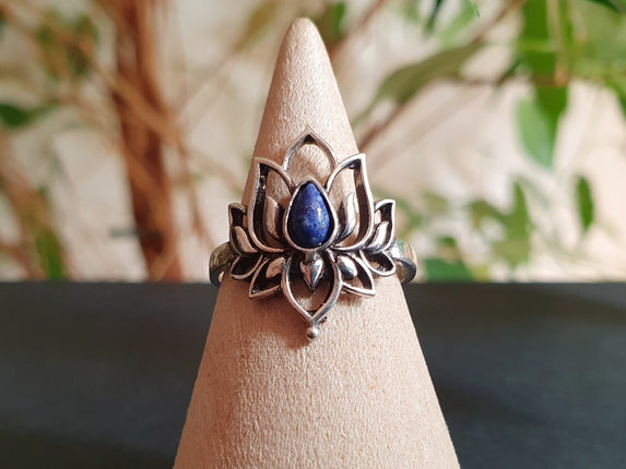 Silver Lotus Flower Ring / Lapis Lazuli / Boho / Ethnic / Rustic / Tribal / Gypsy / Festival / Indian / Healing / Festival 