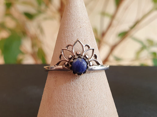 Lapis Lazuli Silver Ring Lotus Flower / Boho / Ethnic / Rustic / Tribal / Gypsy / Festival / Indian / Healing / Festival 