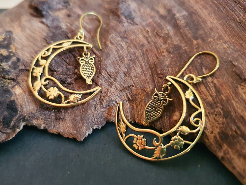 Owl In the Moon Dangle Brass Earrings / Stars / Birds / Drop / Rustic / Animals / Hippie / Gypsy / Nature / Boho / Bohemian / Festival