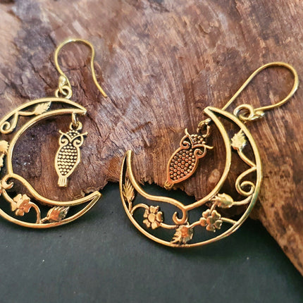 Owl In the Moon Dangle Brass Earrings / Stars / Birds / Drop / Rustic / Animals / Hippie / Gypsy / Nature / Boho / Bohemian / Festival