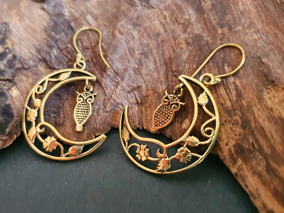 Owl In the Moon Dangle Brass Earrings / Stars / Birds / Drop / Rustic / Animals / Hippie / Gypsy / Nature / Boho / Bohemian / Festival