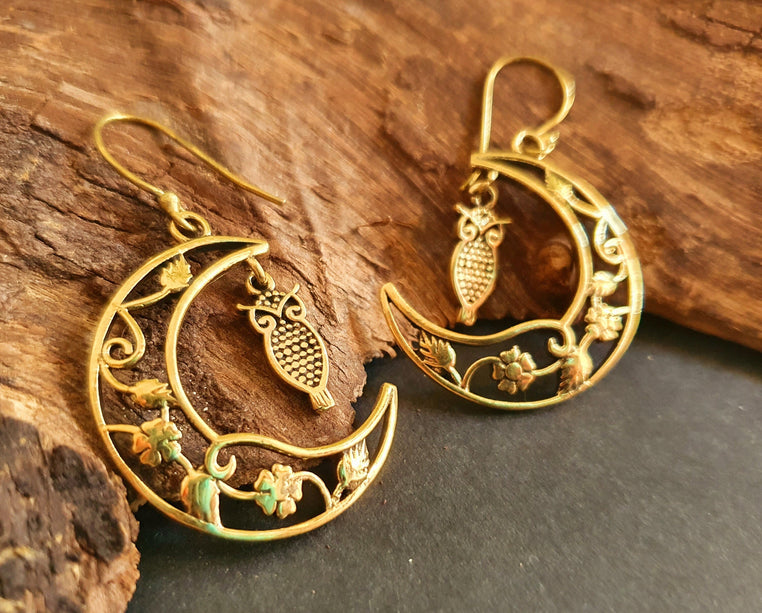 Owl In the Moon Dangle Brass Earrings / Stars / Birds / Drop / Rustic / Animals / Hippie / Gypsy / Nature / Boho / Bohemian / Festival