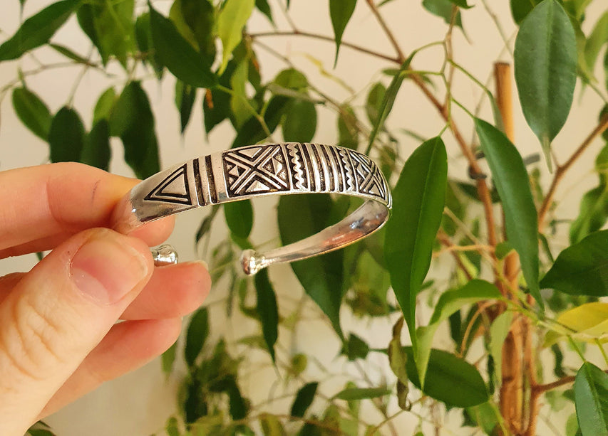 Aztec Silver Bracelet / Tuareg Jewelry / Cuff / Unisex / Boho / Ethnic / Rustic / Bohemian / Hippie / Gypsy / Geometric /