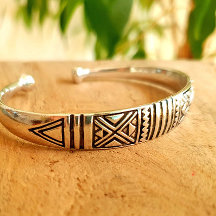 Aztec Silver Bracelet / Tuareg Jewelry / Cuff / Unisex / Boho / Ethnic / Rustic / Bohemian / Hippie / Gypsy / Geometric /