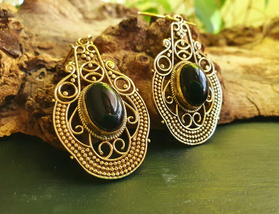 Large Blac Onyx Brass Drop Dangle earrings / Birth Stone / Ethnic / rustic, yoga, hippie, gypsy, pretty, psy, boho, bohemian, festival