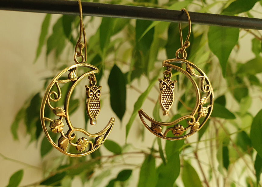 Owl In the Moon Dangle Brass Earrings / Stars / Birds / Drop / Rustic / Animals / Hippie / Gypsy / Nature / Boho / Bohemian / Festival