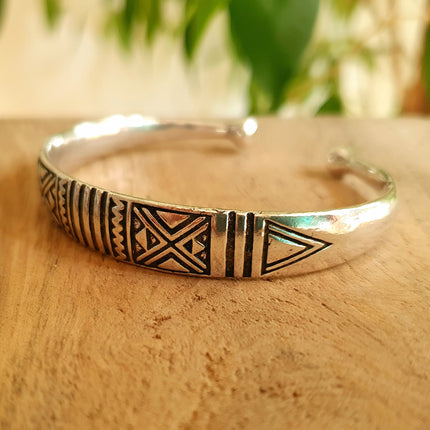 Aztec Silver Bracelet / Tuareg Jewelry / Cuff / Unisex / Boho / Ethnic / Rustic / Bohemian / Hippie / Gypsy / Geometric /