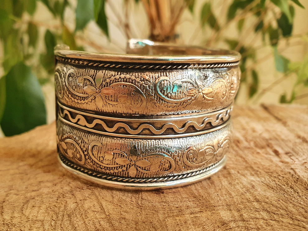 Floral Silver Cuff Bracelet / Tribal / Unisex / Celtic / Boho / Ethnic / Rustic / Bohemian / Gypsy / Cosplay / Costume